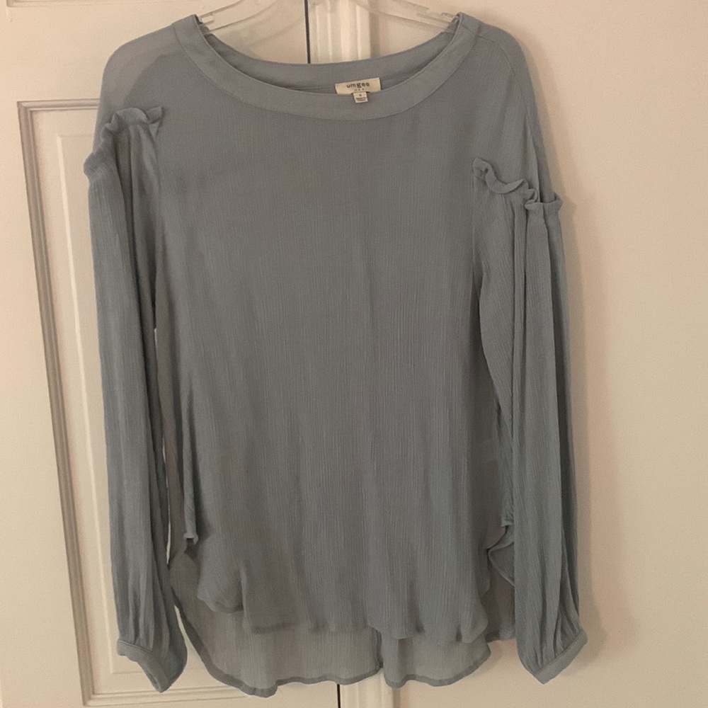Umgee size small blue/gray sheer blouse. So pretty on!